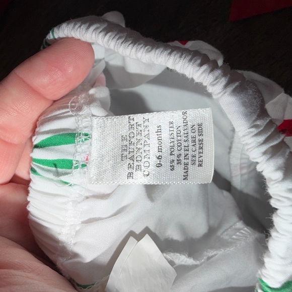 The Beaufort Bonnet Company set Red & Green Tulip Accents 0-6m - Picture 2 of 3